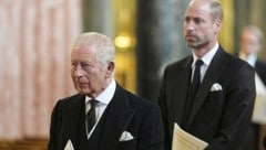 Prinz William ist nach Schottland geflogen, um Zeit mit seinem Vater König Charles zu ...