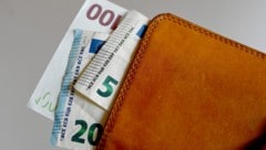 Liegt die Geldbörse im Haus herum, greifen die dreisten Täter sofort zu. Schmuck ist ebenso im ...