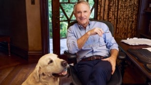 US-Literaturstar Dan Brown („The Da Vinci Code“) ist zurück – und stand der „Krone“ Rede und ...