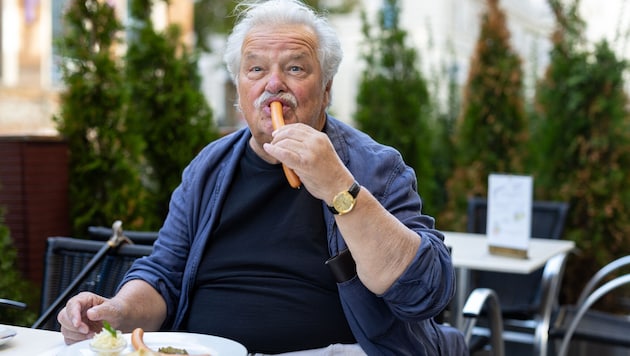 „Herr Hofstädter, wie machen Sie das mit den Würsteln, dass die nicht platzen?‘“: Etwa zweimal ...