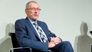 Gute Tradition: Bereits am Mittwoch führte Intendant Konrad Paul Liessmann ein Gespräch mit dem ...