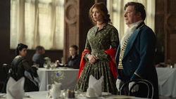 Tolle Kostüme und historisches Ambiente im Stil des 19. Jahrhunderts in Irland: „House of ...