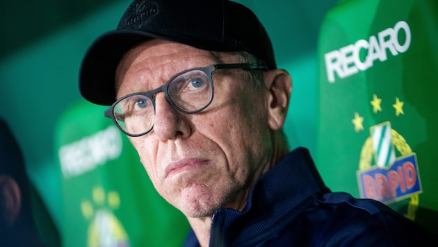 Auf Rapid-Trainer Peter Stöger wartet ein ganz besonderes Spiel.