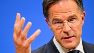 NATO-Generalsekretär Mark Rutte hat wegen der aktuellen Entwicklungen in der Ukraine seinen ...