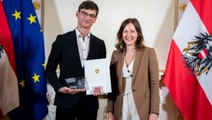 Alessandro Rodia hat seinen Zivildienst bei der Wiener Berufsrettung absolviert und leistete ...