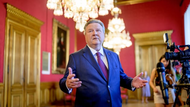 Ludwig can imagine local tariffs.