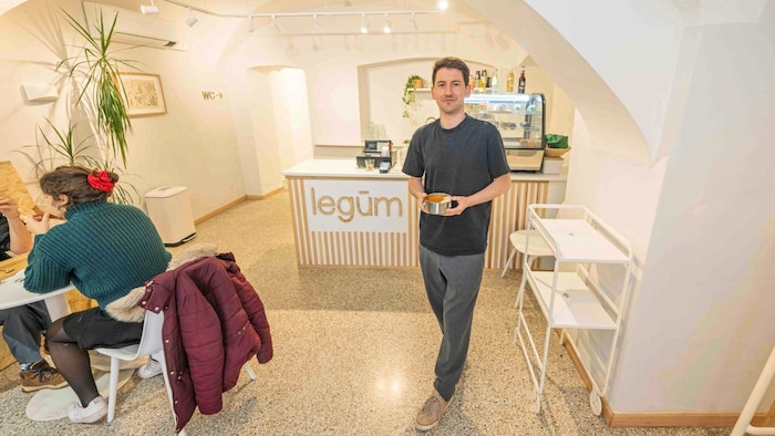 Florian Lüdtke in seinem Bistro Legüm in der Grazer Bürgergasse