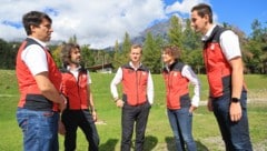 Die neue „alte“ Landesleitung der Bergrettung Tirol nach der Versammlung: Valentin ...