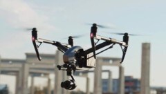 Die deutsche und bayerische Regierung haben Gesetze beschlossen, die den Abschuss von Drohnen ...