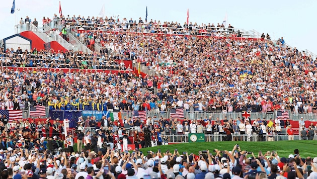 Beim Ryder Cup in New York sind jeden Tag 50.000 Fans auf dem Bethpage Black Course.