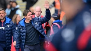 Sensationell! Oliver Glasner jubelt erneut gegen den FC Liverpool.