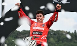Marc Marquez krönte sich in Motegi zum Weltmeister.