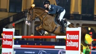 Christian Kukuk im Sattel von „Chageorge“