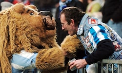 Die Fans von 1860 München hoffen auf bessere Zeiten.