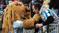 Die Fans von 1860 München hoffen auf bessere Zeiten.