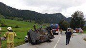 Ein Pkw des Holländers kippte durch den Aufprall zur Seite, die Insassen kamen aber eher ...