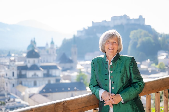 Elisabeth von Trapp stattete den Nonnen einen Besuch ab und sicherte ihnen ihre völlige ...