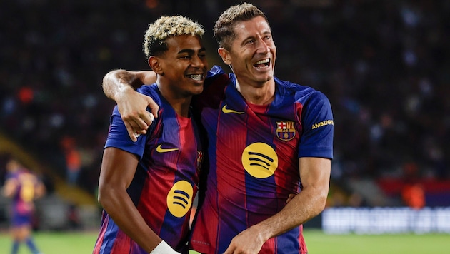 Meeting of the generations: Barca youngster Lamine Yamal and Barca veteran Robert Lewandowski