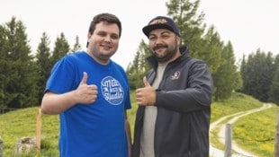 „Tinderreisen“-Star Patrick zieht mit seinem Kumpel und Reality-TV-Neuling Danny ins Forsthaus.