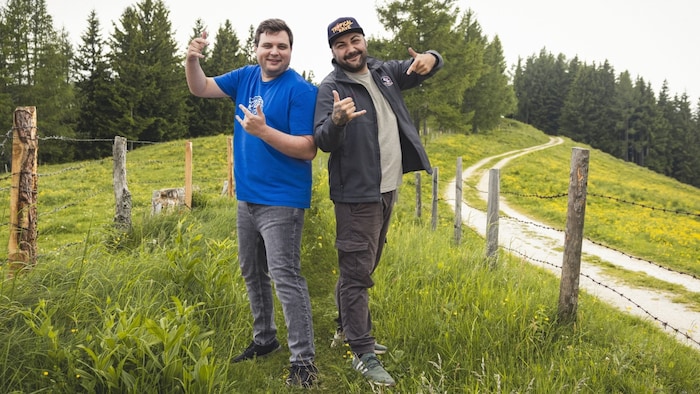 „Ich hoffe nur, dass keine Veganer im Forsthaus sind“, erklärte Danny. Da wird er aber ...