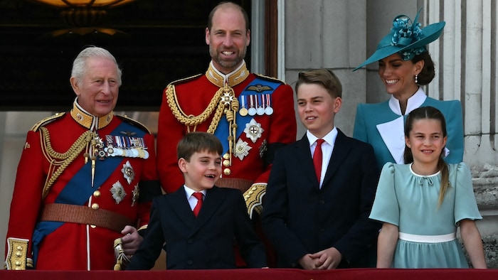 Die Royals sind große Harry-Potter-Fans – und die Mini-Royals durften jetzt sogar das Set der ...
