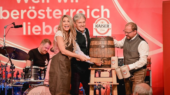 Rekord: Noch nie brauchte jemand beim Urfahranermarkt für den Bieranstich so viele Schläge wie ...