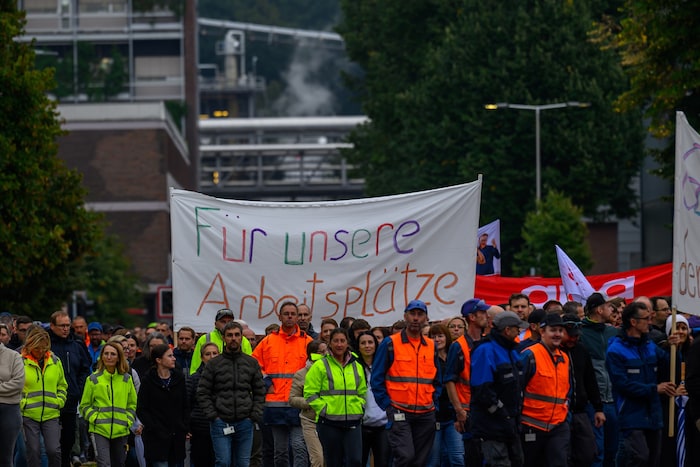 Die Kundgebung am Werksgelände.