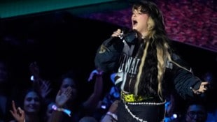 Lola Young bei den MTV Video Music Awards im September 2025