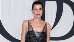 Charlotte Casiraghi war in Paris ein absoluter Hingucker.