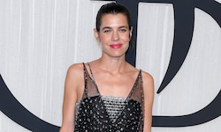 Charlotte Casiraghi war in Paris ein absoluter Hingucker.