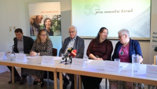 GF Markus Walpoth, Barbara Schmolmüller, Hartmann Hinterhuber, Bianca Engeler und Birgit Müller ...