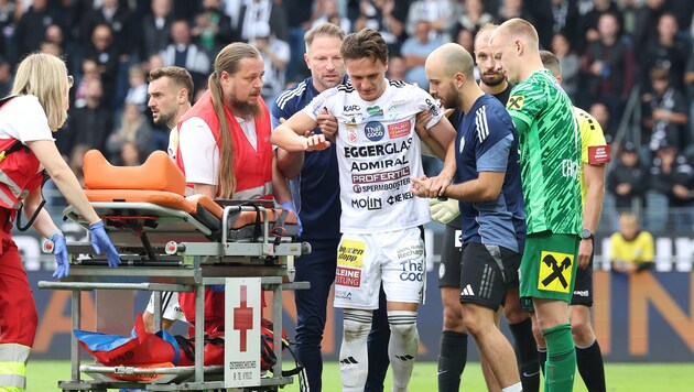 Hartbergs Lukas Fridrikas hat‘s im Duell gegen Sturm böse erwischt.