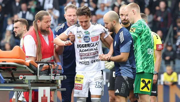 Hartbergs Lukas Fridrikas hat‘s im Duell gegen Sturm böse erwischt.