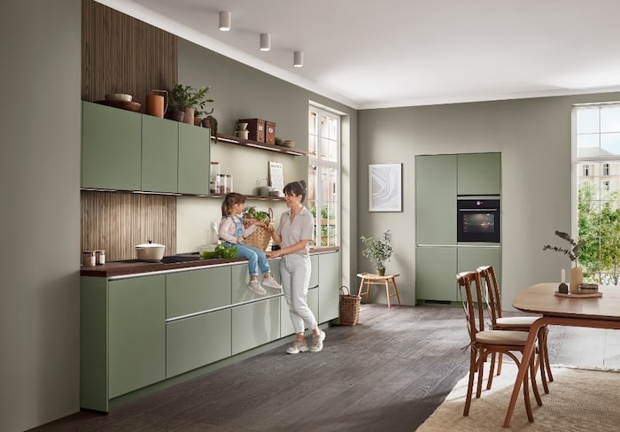 Grün – von Salbei bis Olivgrün – hat sich zum absoluten Evergreen entwickelt.