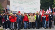 Rund 500 Beschäftigte sowie Gewerkschafter wie ÖGB-Landeschef Andreas Stangl marschierten über ...