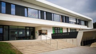 In der VS St. Pantaleon gehen drei Lehrerinnen in Karenz, die Nachfolge ist noch nicht geregelt.