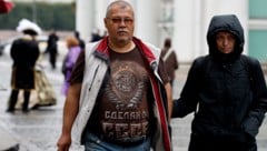 Passanten in Sankt Petersburg (Symbolbild)