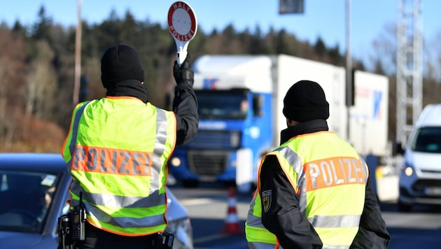 In Oberösterreich laufen die Grenzkontrollen jetzt aus.