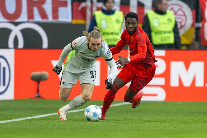 Von Alphonso Davies (re.) konnte sich Hartbergs Leihspieler einiges abschauen.