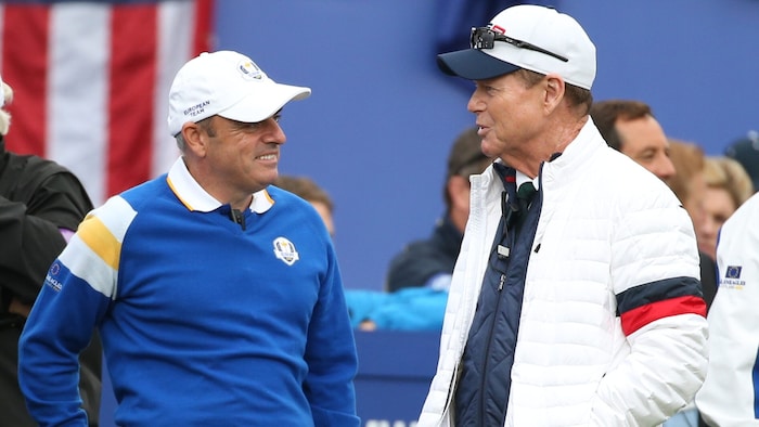 Tom Watson (re.) war einst selbst Ryder-Cup-Kapitän.