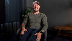 Marcel Hirscher trainiert seit rund drei Wochen wieder auf Schnee und trägt seit kurzem auch ...