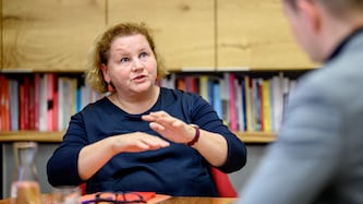SPÖ-Ministerin Schumann – von der Gewerkschaft in ein Mega-Ressort mit vielen Baustellen und ...