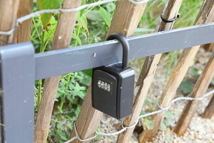 Schlüsselboxen im öffentlichen Raum als Anzeichen für illegale Vermietungen