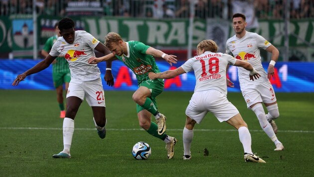 Gourna-Douath (li.) und Terzic (re.) sind wieder Optionen. Bidstrup (M.) fällt aus.