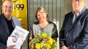 Am letzten Öffnungstag der Postfiliale bedankten sich der Vorsitzende der Postgewerkschaft ...