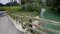 Am Almkanal kam es zu einem Unfall mit einer Radfahrerin. 