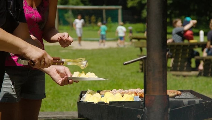 Barbecue-Spaß am eigenen Grillplatz.
