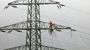 Die gesundheitliche Belastung durch die geplante 380-kV-Leitung bereitet manchen Sorgen. Die APG ...