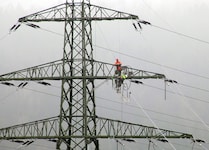 Die Hochspannungsleitung sorgt weiter für Diskussionen (Symbolbild).