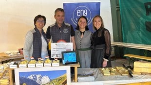 Das erfolgreiche Team der Engalm: Karin und Edi Radinger, Sylvia Metzler und Carina Nutz (von ...